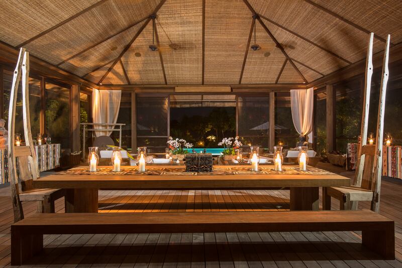 galleries/2014/11/29/omg-i-want-this-house-parrot-cay-turks-and-caicos-photos/141125-parrot-20_c61rj3