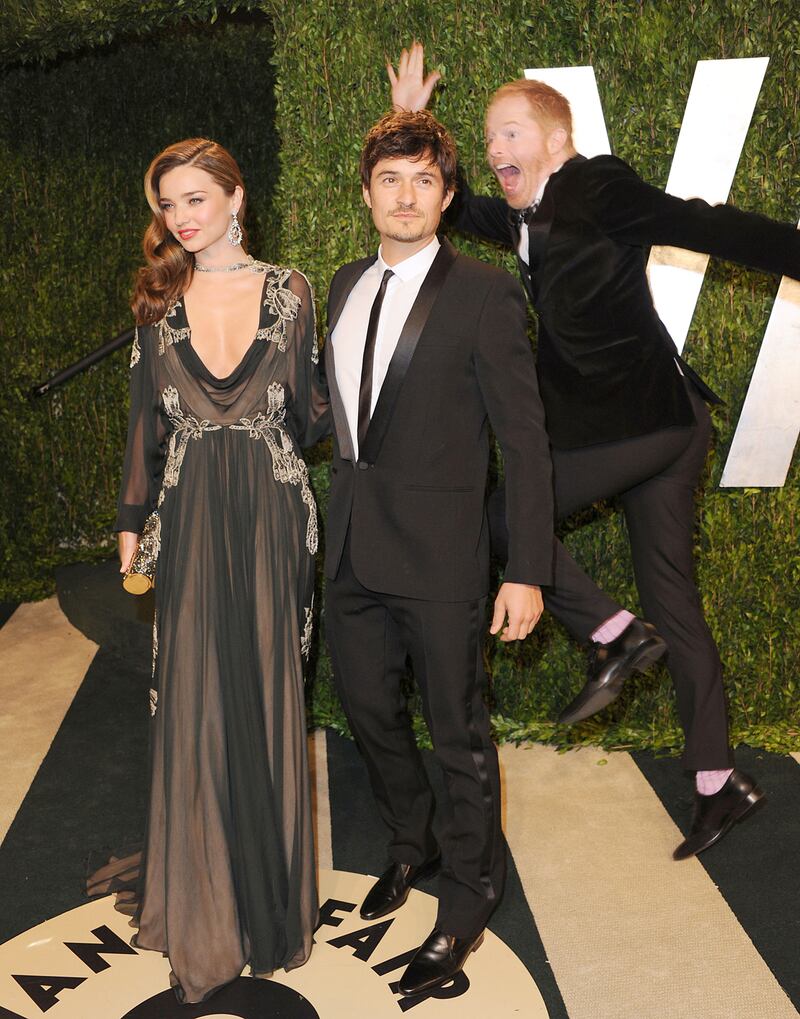 galleries/2014/03/20/best-celebrity-photobombs/140319-celeb-photobomb7-tease_bljutz