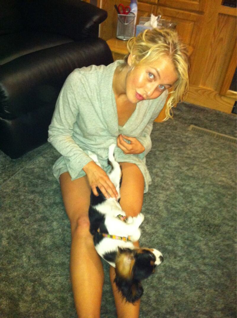 galleries/2011/07/17/best-celebrity-twitter-pictures/hough-best-celebrity-twitter-pictures_jvusxd