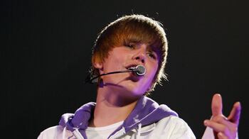cheats/2011/04/12/israeli-pm-cancels-bieber-meeting/justin-bieber-2_oi4ioe