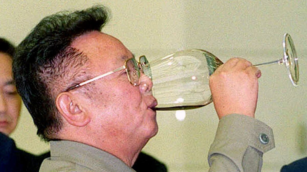 articles/2011/12/19/the-way-to-understand-kim-jong-il-was-through-his-stomach0/kim-jong-il-appetites_duqt1f