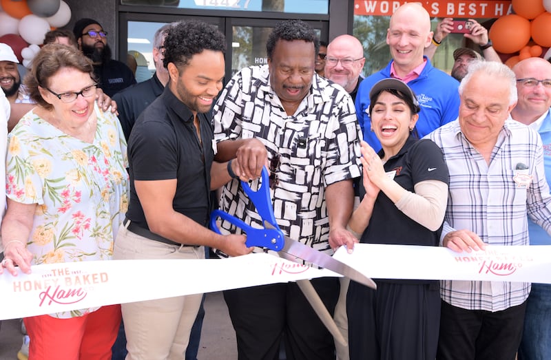 Phyllis Smith, Tony Vennie, Leslie David Baker, Helisa Taban, Kevin Koons