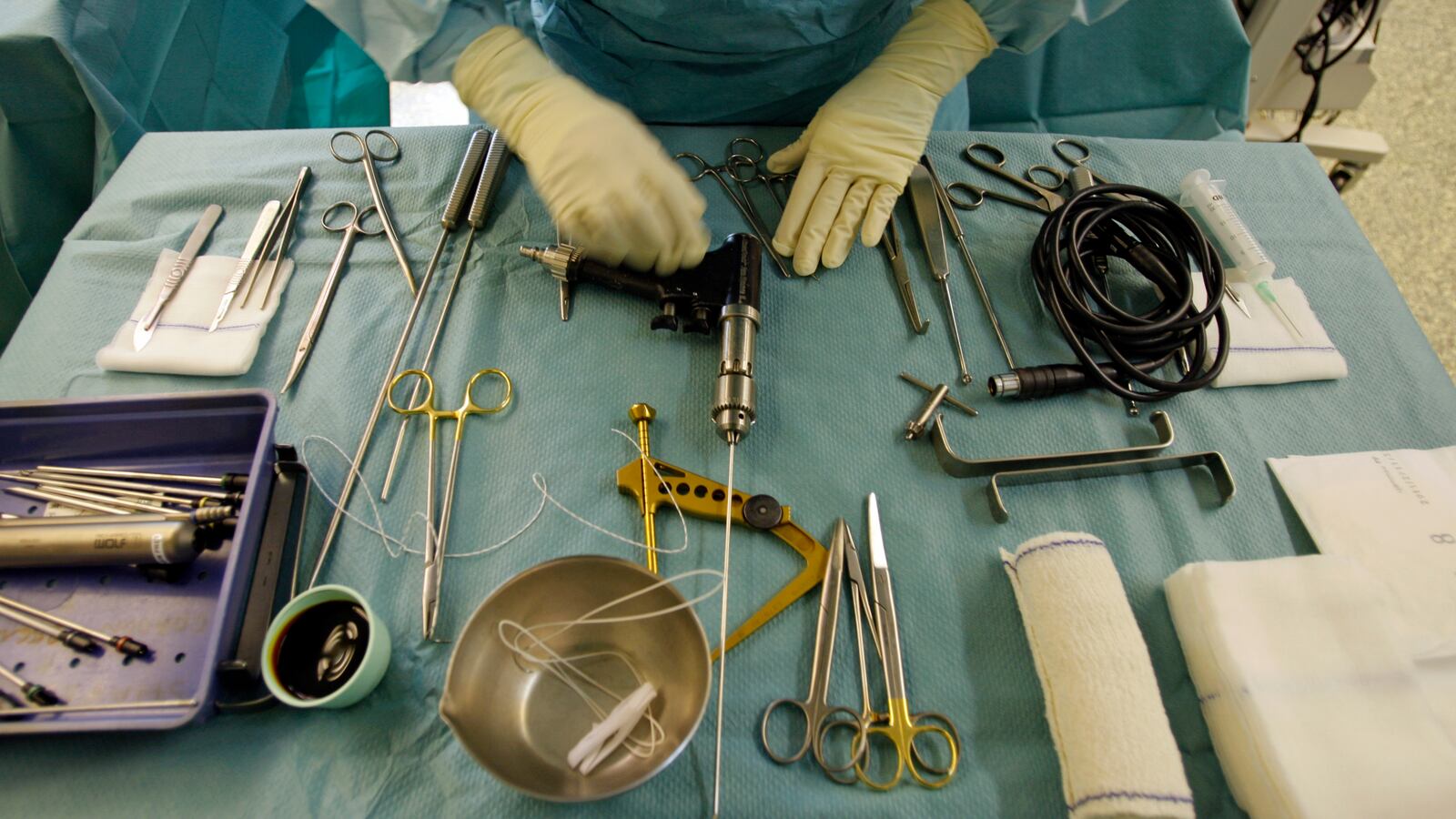 2008-04-15T000000Z_954069151_PM1E44E1ADA01_RTRMADP_3_FRANCE_vcbj7q