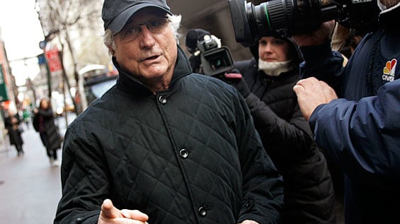 galleries/2008/12/24/people-we-d-like-to-throw-a-shoe-at/shoe---madoff_taejal