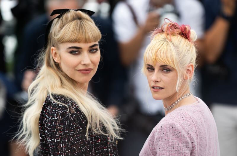 Imogen Poots and Kristen Stewart.