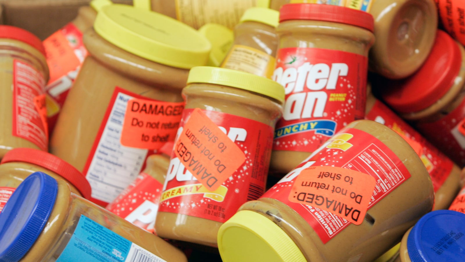 articles/2013/03/24/what-s-in-your-food-michael-moss-reveals-the-food-industry-s-secrets/130323-Moss-Evil-Food-tease_rq7exl