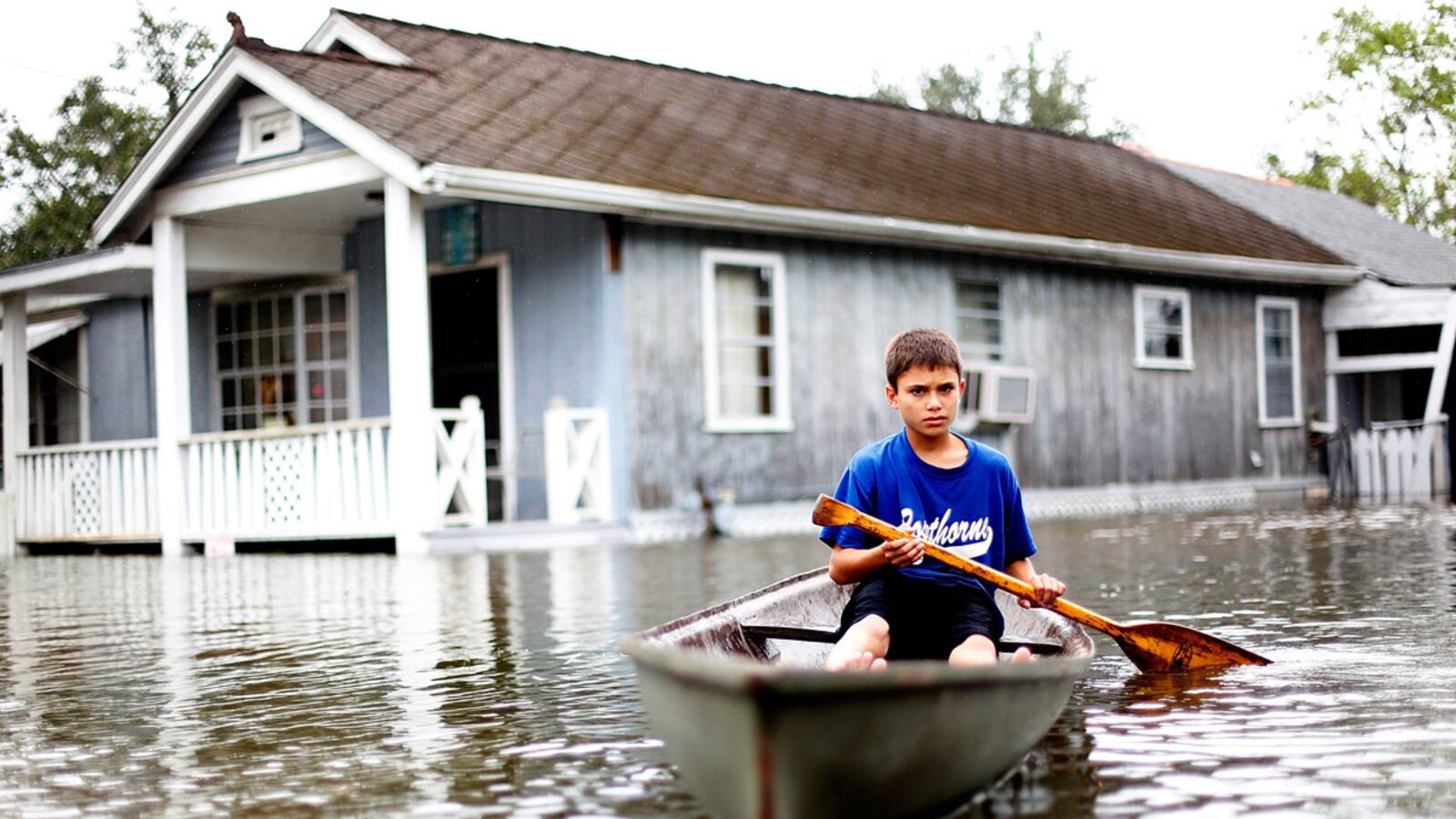 cheats/2011/09/09/lee-dumped-45-trillion-gallons-of-rain/hurricane-lee-aftermath-cheat_iym8dd