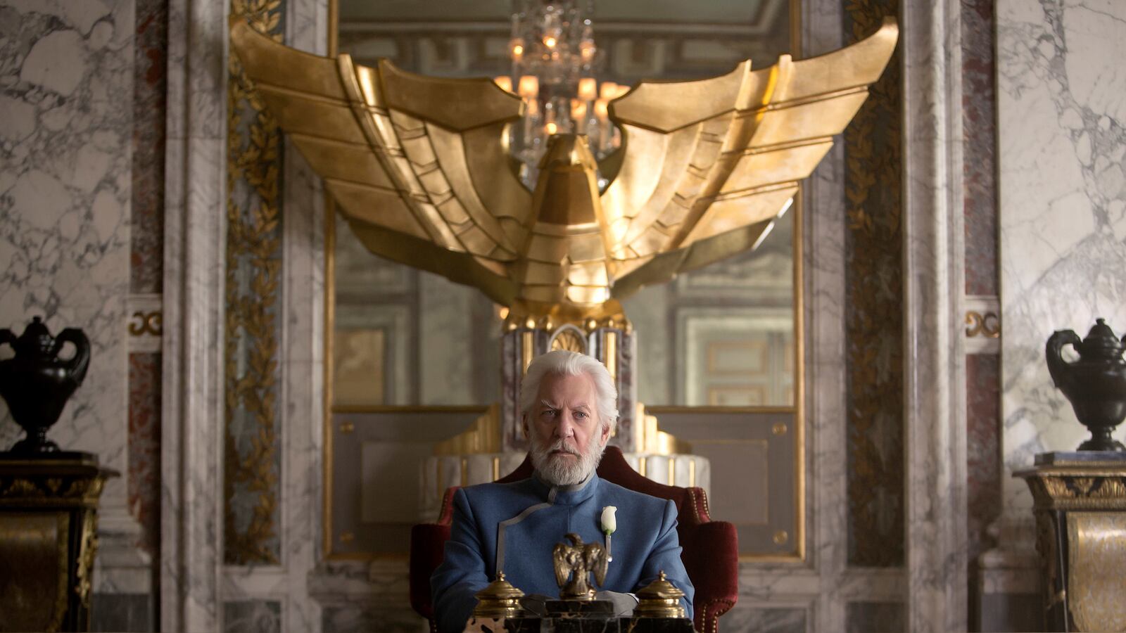 galleries/2014/11/26/movies-to-see-or-skip-thanksgiving-weekend-foxcatcher-the-hunger-games-and-more/141125-see-this-movies-tease_ajp9o4