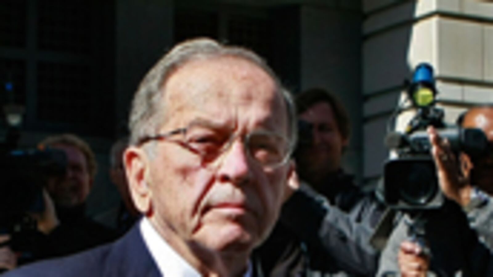 articles/2009/04/17/give-ted-stevens-his-seat-back/mackowiak-ted-stevens_22740_qhondg