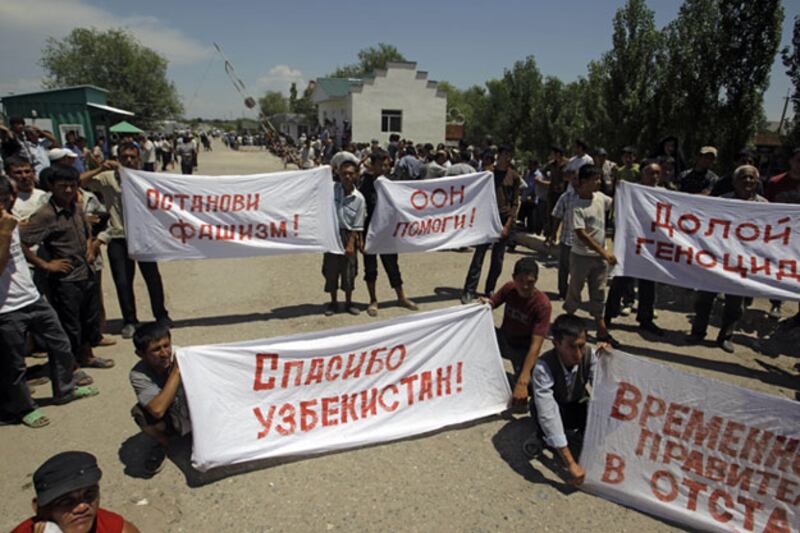 galleries/2010/06/19/kyrgyzstan-unrest/goltz-kyrgyzstan-12_ag0zjx