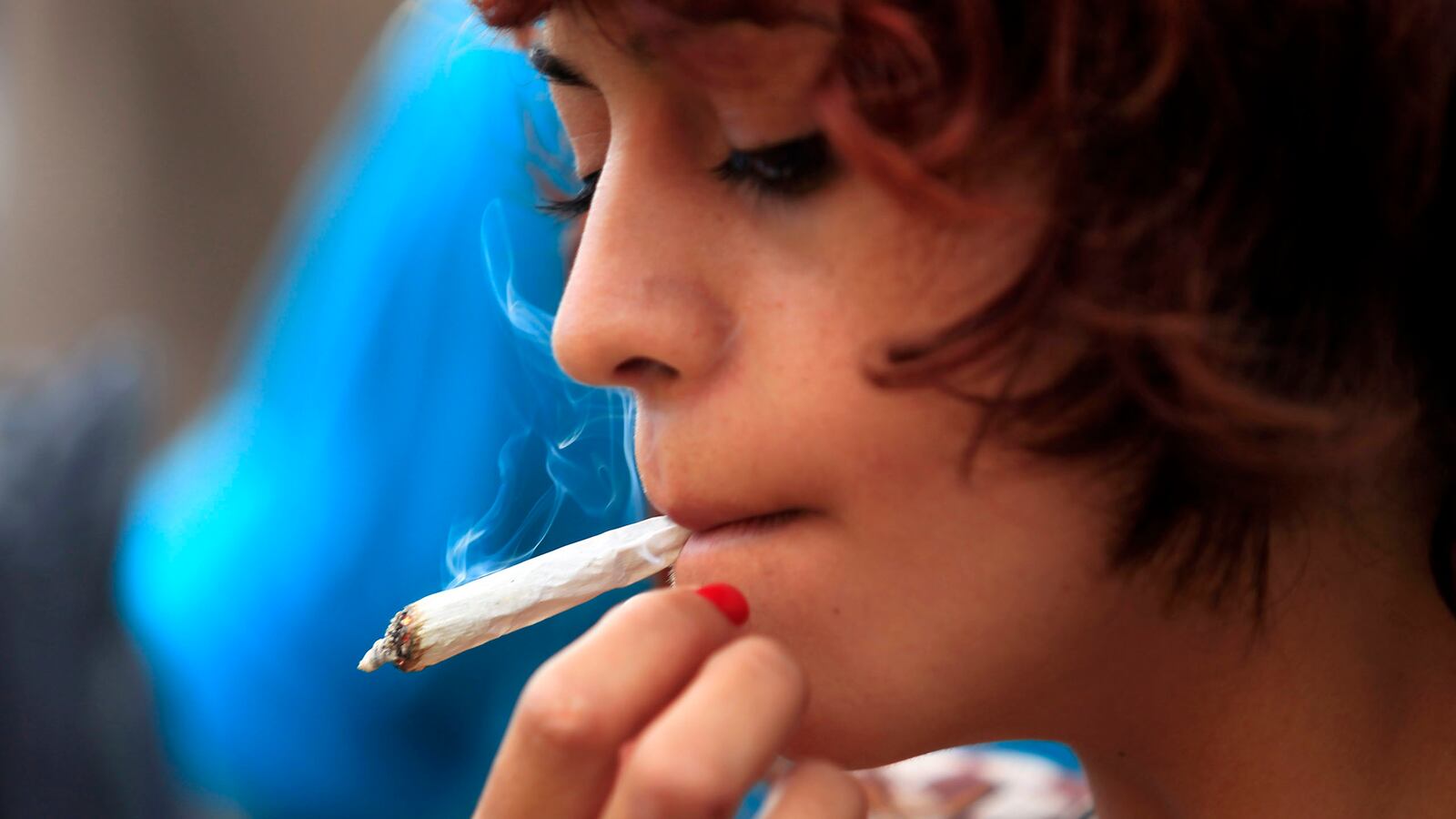 articles/2013/09/11/senate-debates-the-pot-law-loophole/130910-smoking-pot-green-tease_cgtksr