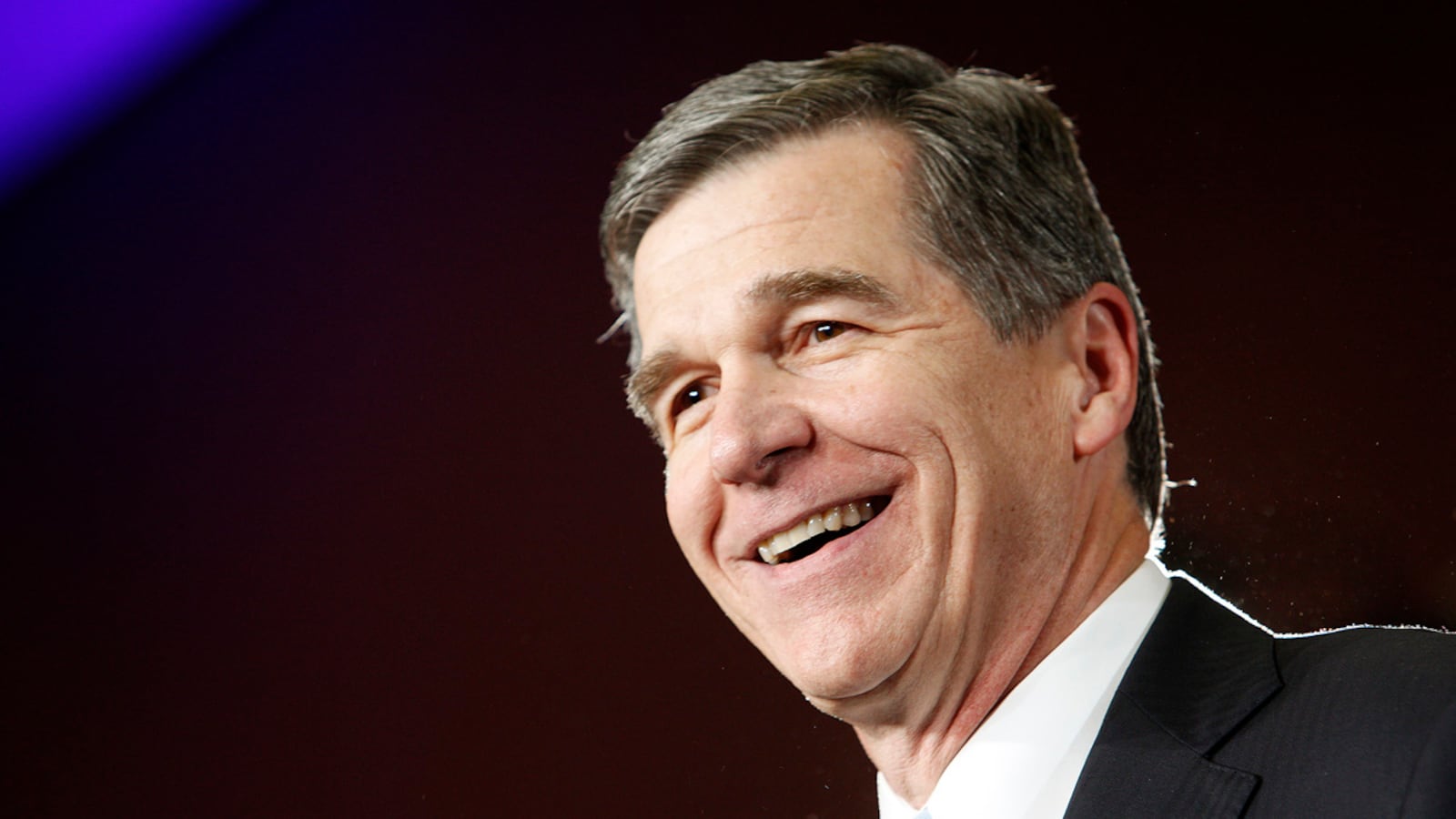 cheats/2016/12/15/n-c-gop-moves-to-strip-power-from-guv/161215-roy-cooper-north-carolina-cheat_zolahy