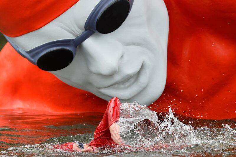 galleries/2013/09/13/week-in-photos-september-13-2013/130912-swimmer-wip_uso4oy