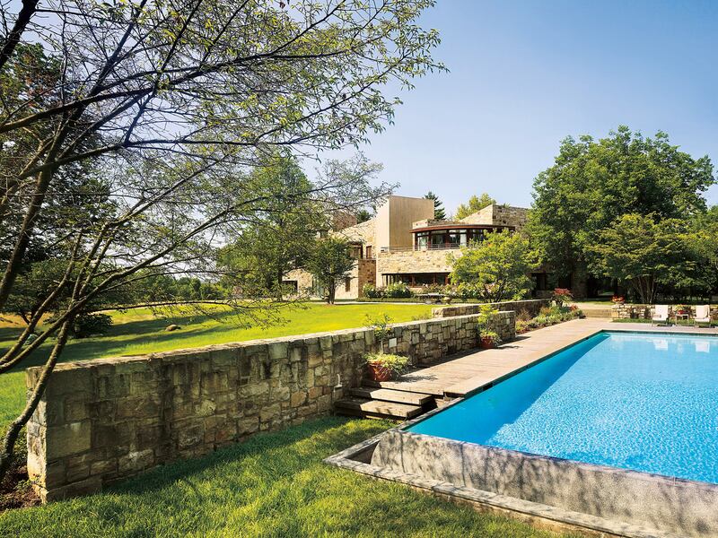 galleries/2014/10/04/omg-i-want-this-house-fort-washington-pa-photos/141003-omg-house-04_so1tz0