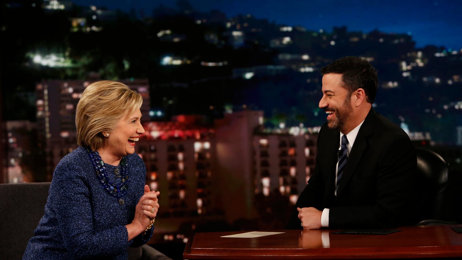 articles/2015/11/06/hillary-clinton-cracks-up-at-ben-carson-s-pyramid-comments-on-kimmel/151105-stern-hillary-kimmel-tease_pux9mz