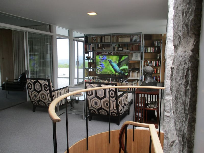 191106-mcnearney-omg-i-want-to-rent-this-house-new-hampshire-06_nygtkg