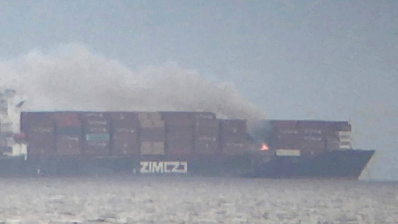 2021-10-24T030712Z_1715365484_RC22GQ9R8NH3_RTRMADP_3_CANADA-SHIP_orm8cv