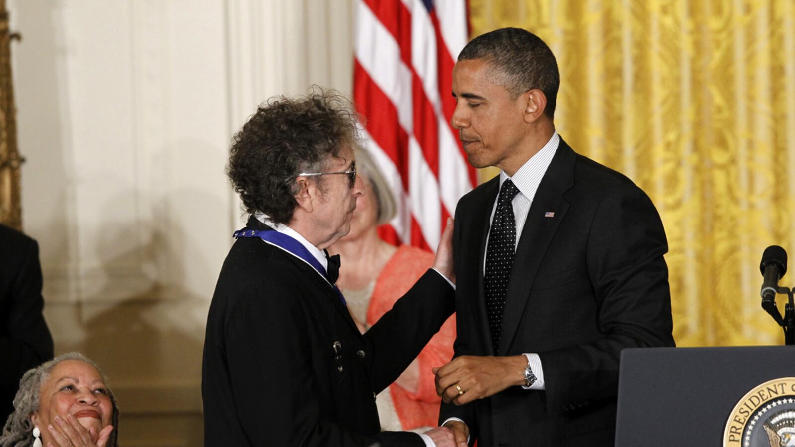articles/2012/05/29/bob-dylan-s-presidential-medal-of-freedom-says-times-really-have-changed/dylan-medal-of-freedom-jones_xlucao