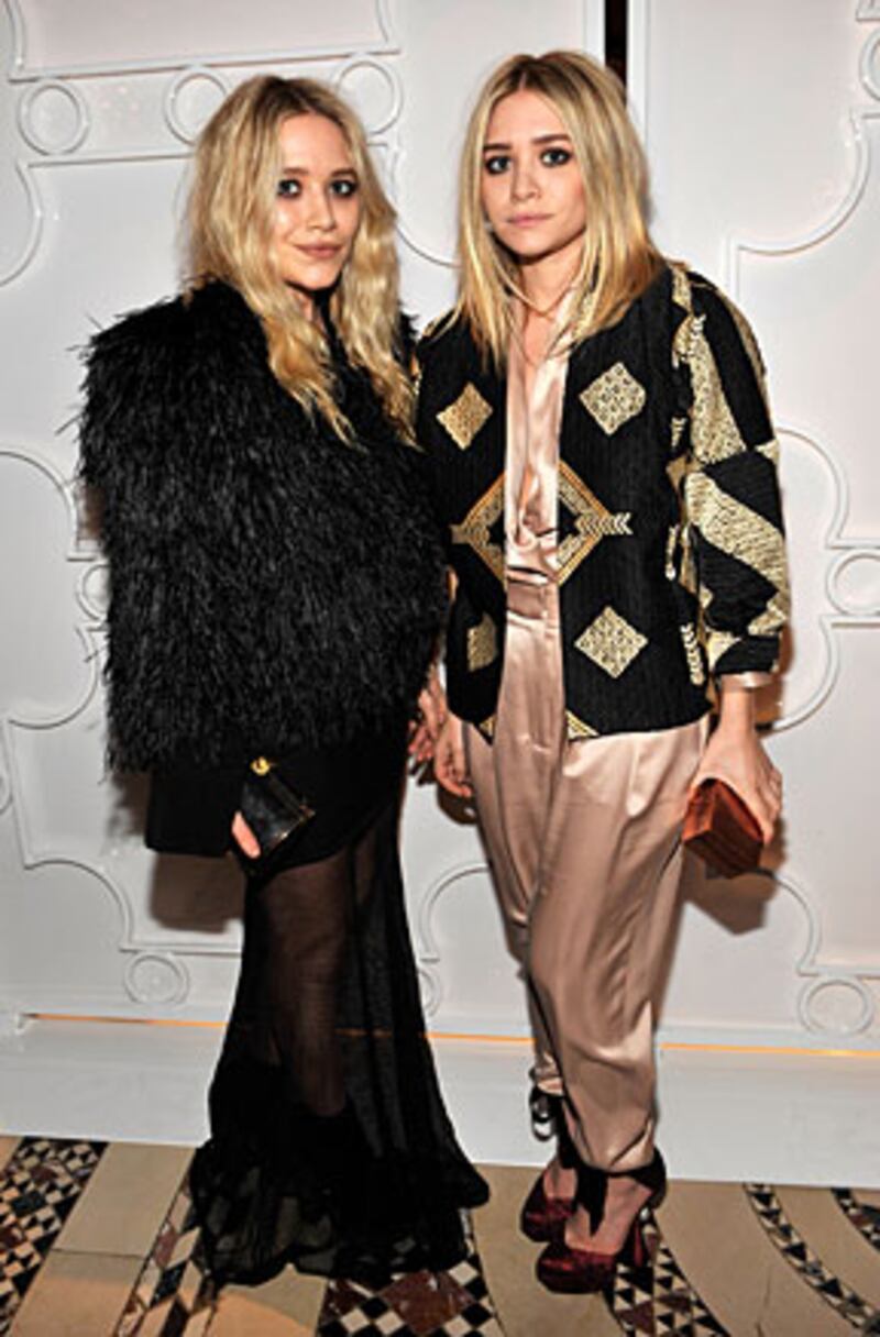 galleries/2010/02/11/natasha-s-amfar-benefit/natasha-amfar-benefit-2_yafwr0