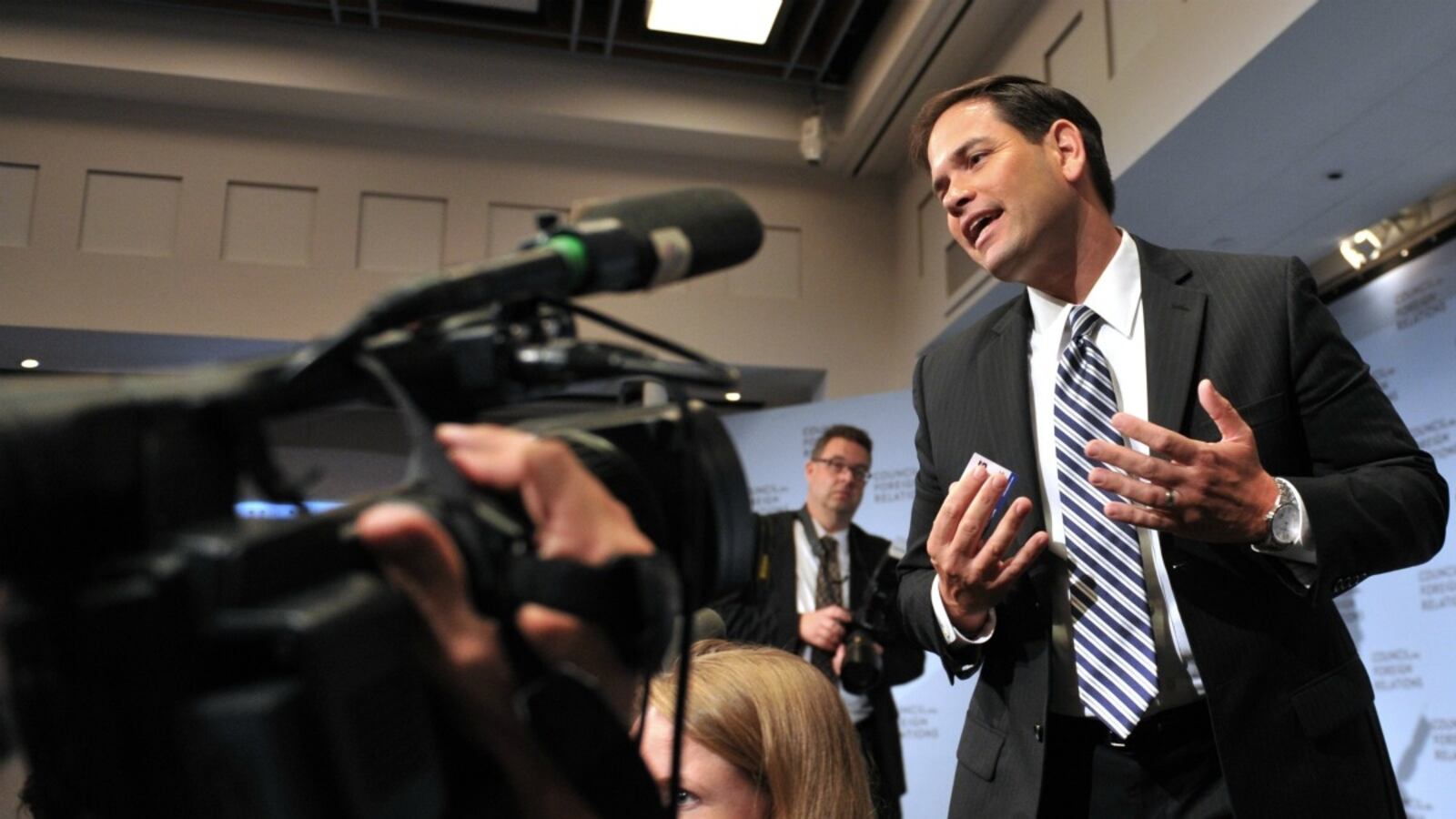 cheats/2012/06/09/cpac-wants-romney-rubio-ticket/marco-rubio-veep-cpac-cheat_hmcbv2