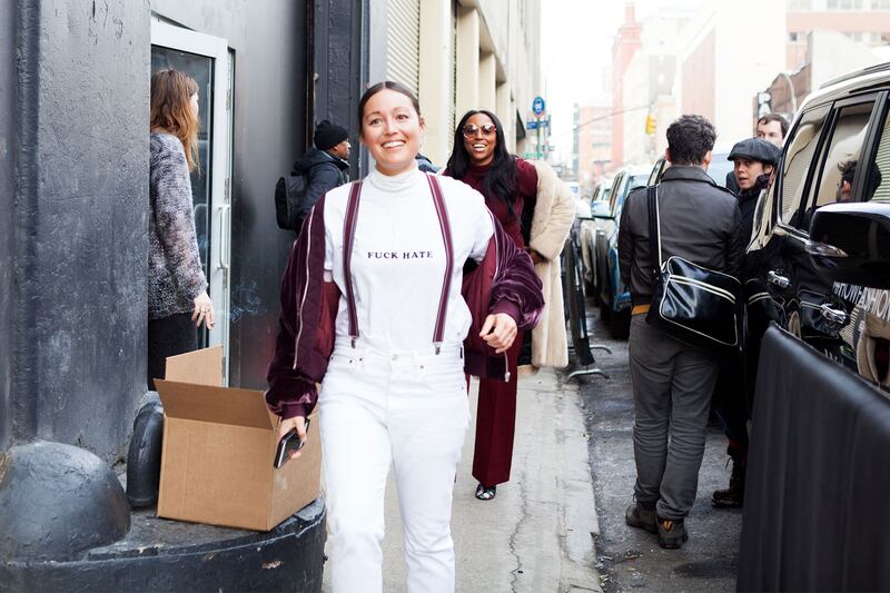 galleries/2017/02/17/here-s-the-standout-street-style-of-new-york-fashion-week/21-DL-IMG_1333_t2dnpb