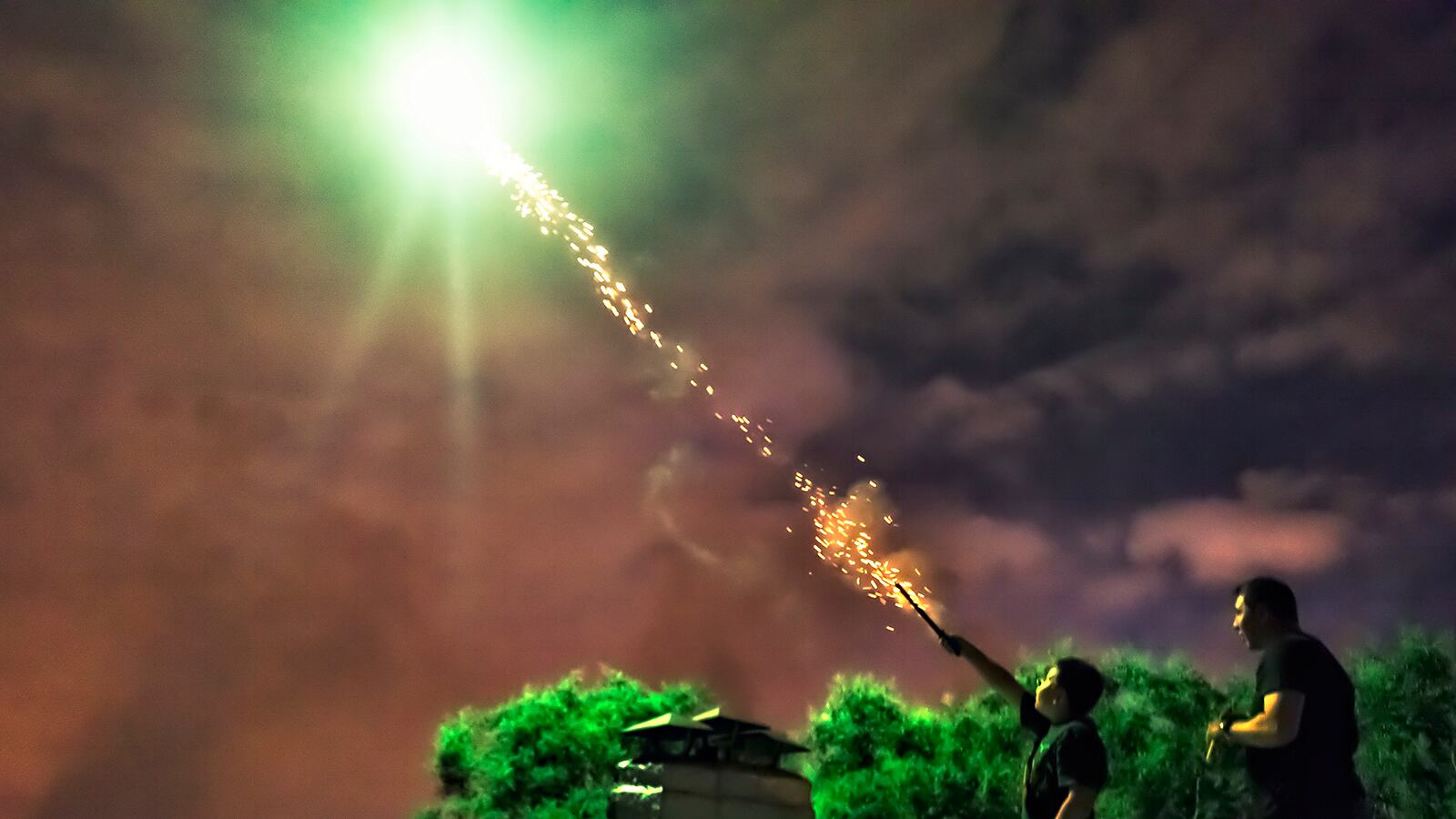 galleries/2016/08/04/electricityscape-nyc-from-all-angles-photos/160803-narvin-gal-01_vkhdew