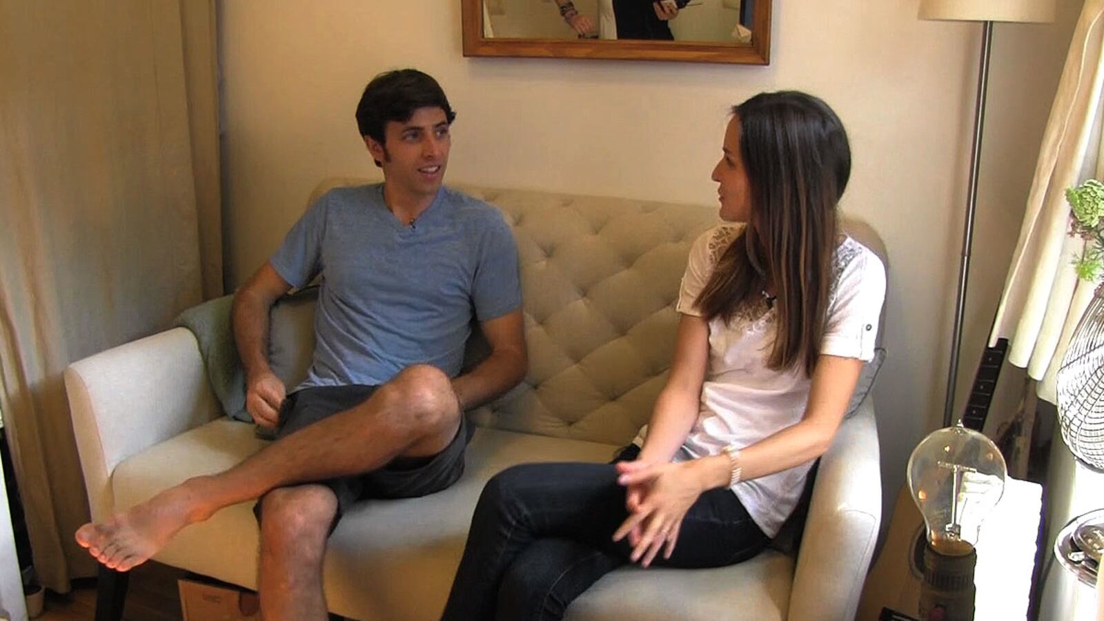 videos/2012/07/18/tiny-apartment-tips-for-living-in-a-small-space/tiny-apartment-tips-for-living-in-a-small-space-image_fyljpk