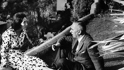 articles/2010/02/05/a-farewell-to-mr-helen-gurley-brown/david-brown_79836_zdwzal