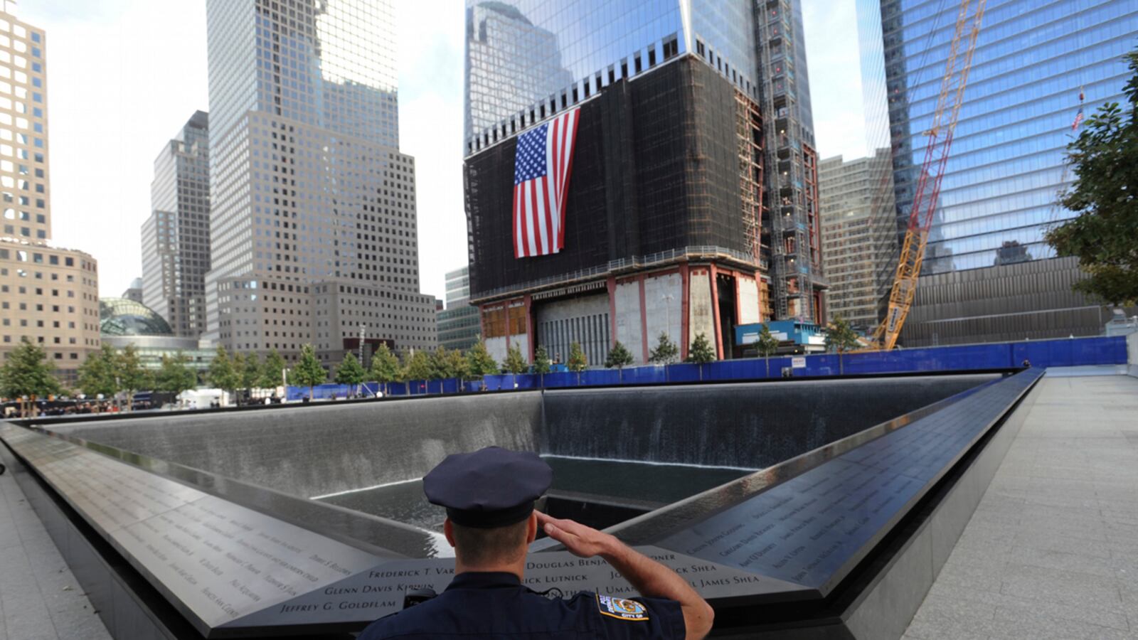 galleries/2011/09/11/911-memorial-ceremony-10th-anniversary-obama-bush-photos/911-memorial-gal_cqaxw2