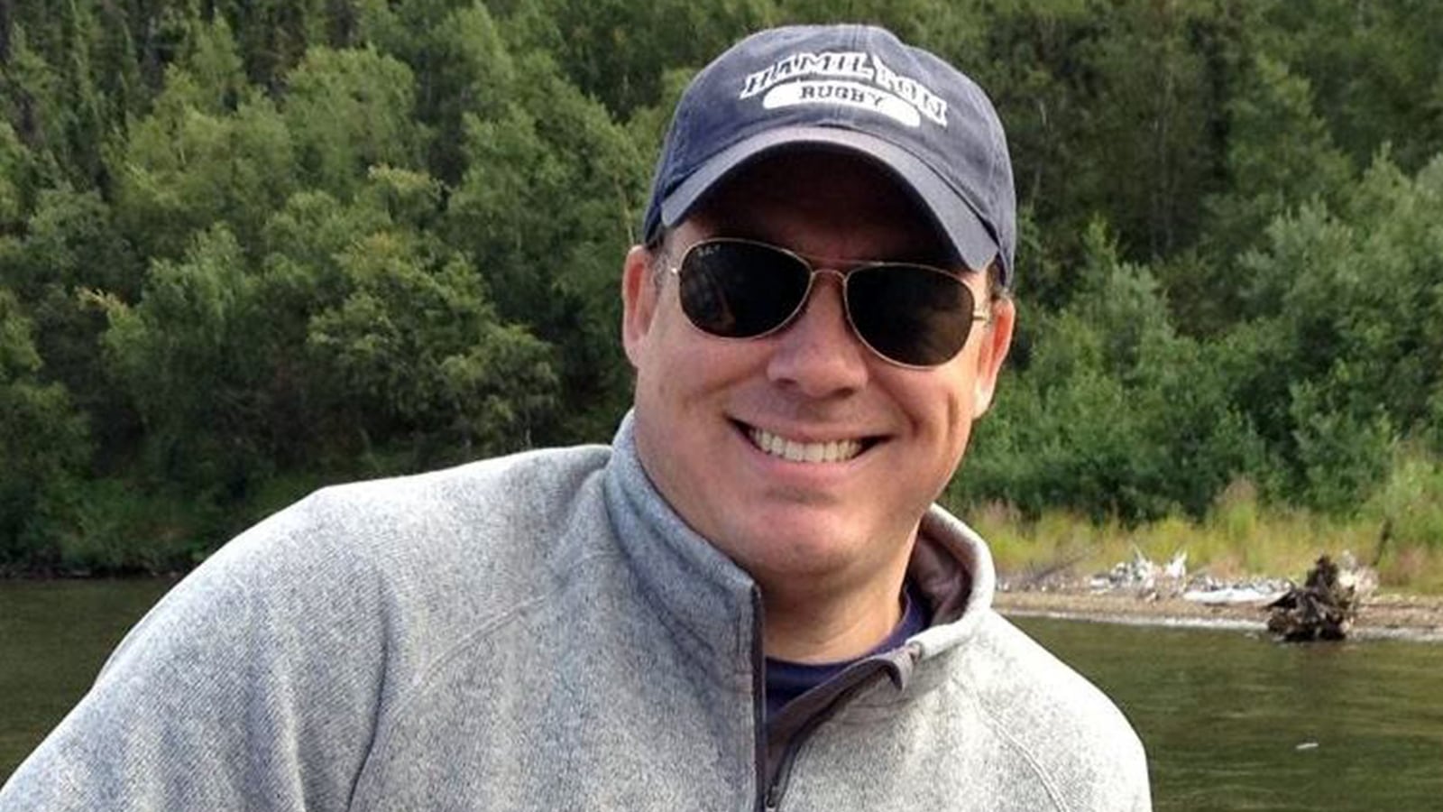 articles/2017/04/11/trump-s-white-house-is-a-nest-of-vipers/170410-Mike-Dubke-tease_tgilqd