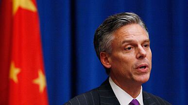 articles/2011/05/11/jon-huntsman-mitt-romney-2012-presidential-bids-mormon-faith-not-an-issue/medved-huntsman_179208_nqri0x