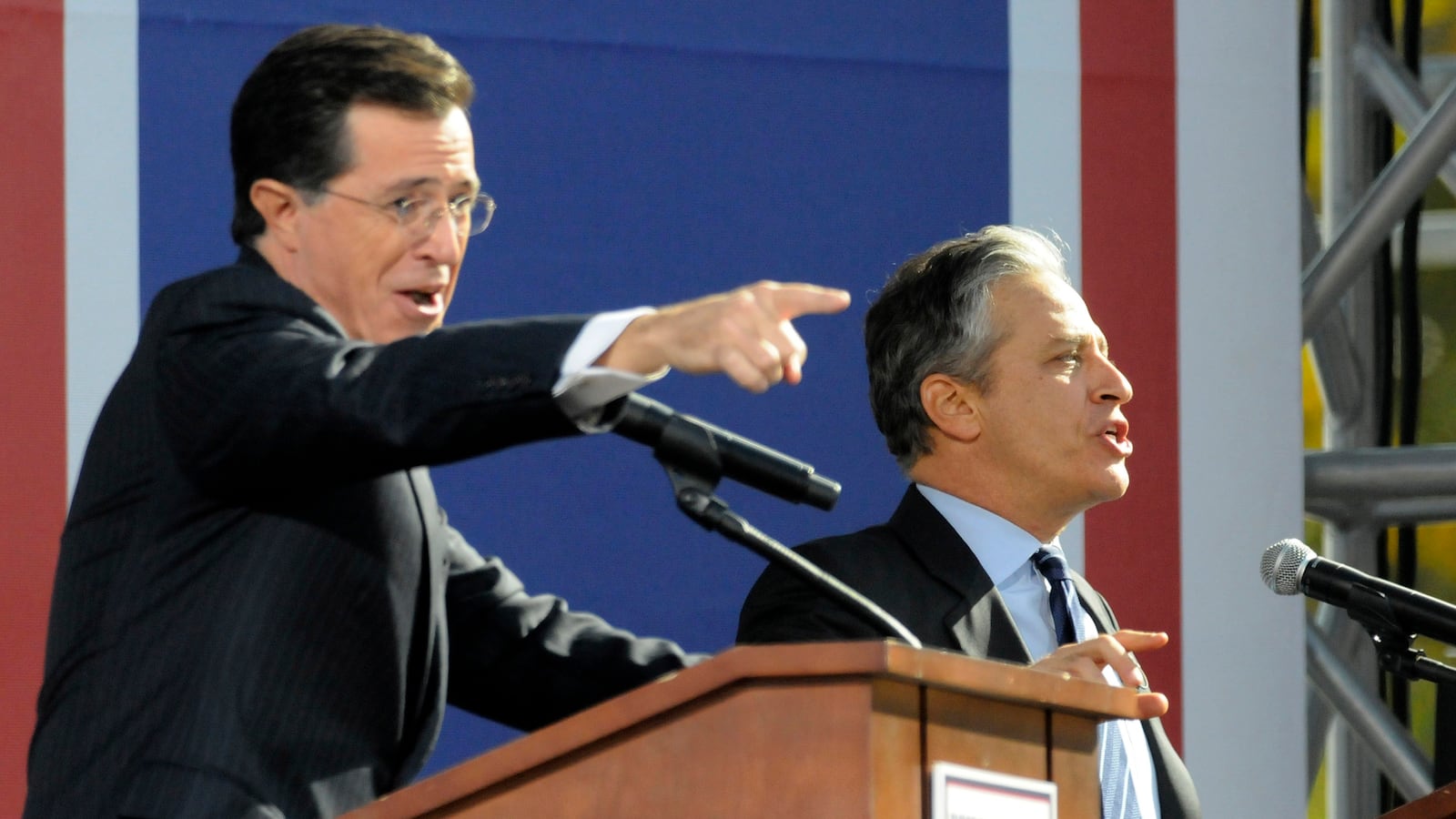 cheats/2017/05/03/stephen-colbert-plans-daily-show-reunion-with-jon-stewart-samantha-bee-john-oliver/170503-colbert-daily-show-cheat_sy0y9q