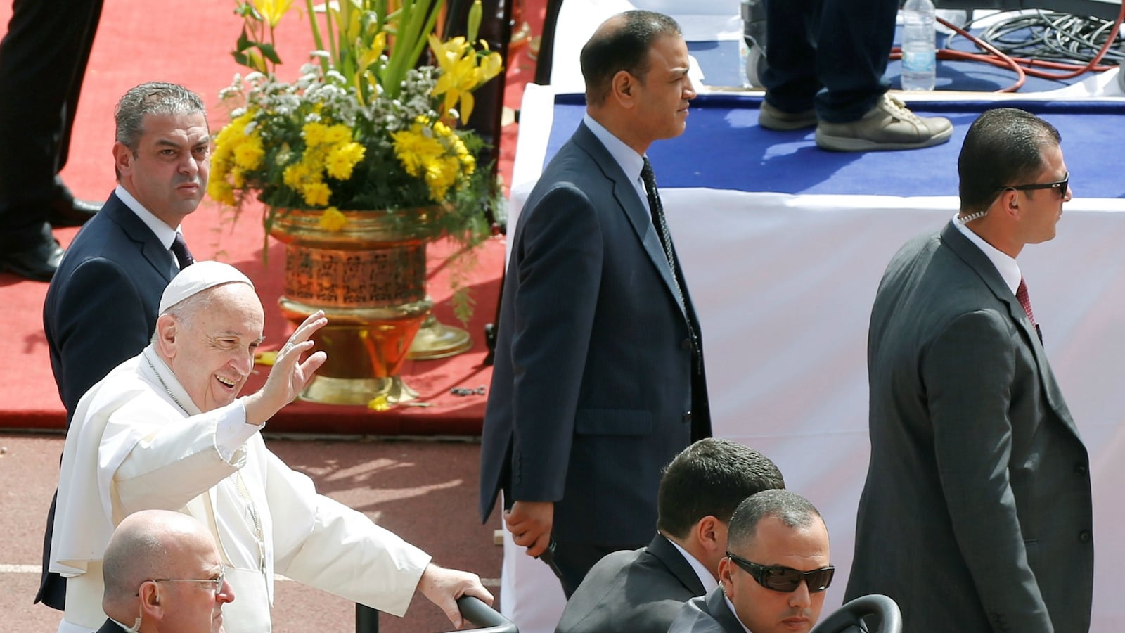 cheats/2017/04/29/pope-calls-for-christian-muslim-unity/170429-pope-egypt-visit-cheat_vvqf15