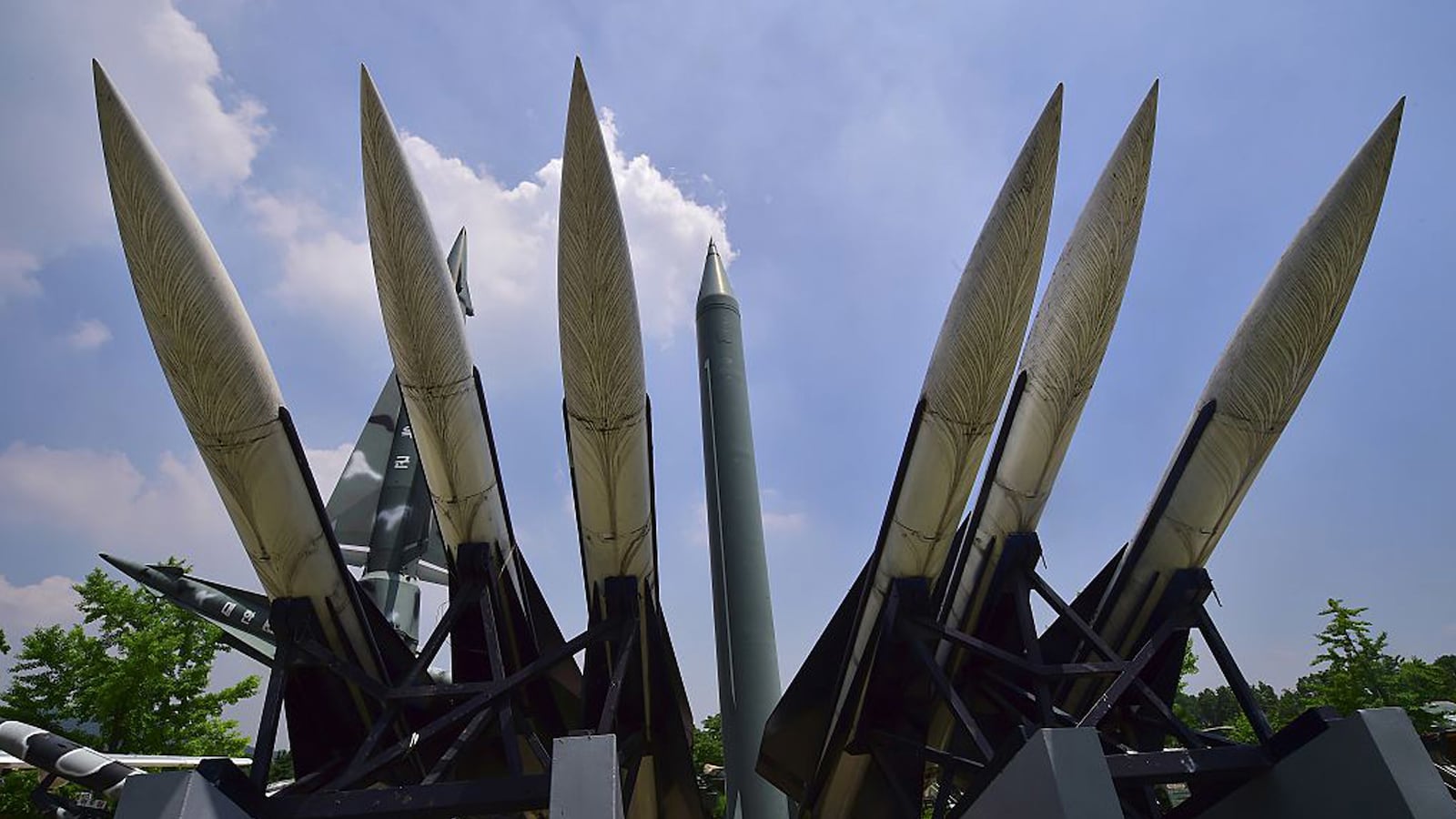 articles/2016/10/03/obama-s-sanctions-finally-hit-north-korea-where-it-hurts-in-china/161002-_Chang-N-Korea-tease_ikpz1c