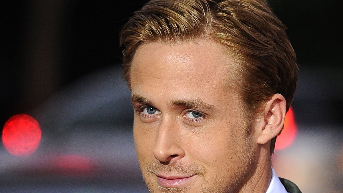 cheats/2012/04/04/woman-ryan-gosling-rescued-me/ryan-gosling-saves-woman-from-speeding-car-cheat_w7zz0q