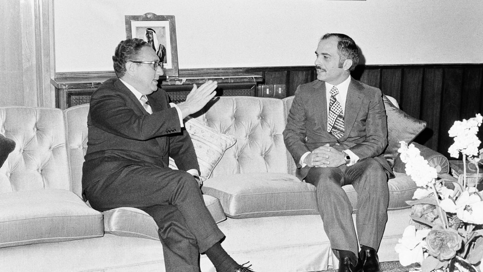 articles/2011/06/10/cia-officer-jack-o-connell-s-revelations-about-king-hussein-kissinger-and-israel/kissinger-hussein-schneiderman-110609_jtyh5u