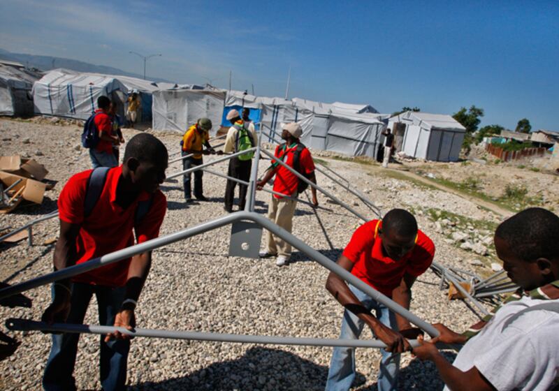 galleries/2010/11/27/haiti-elections/haiti-elections-10_fhfwqp