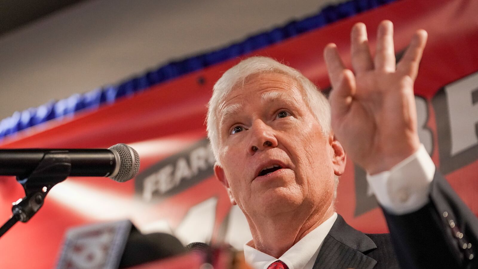 2021-03-23T011510Z_976609080_RC2PGM98DBOQ_RTRMADP_3_USA-CONGRESS-ALABAMA-BROOKS_q9chor