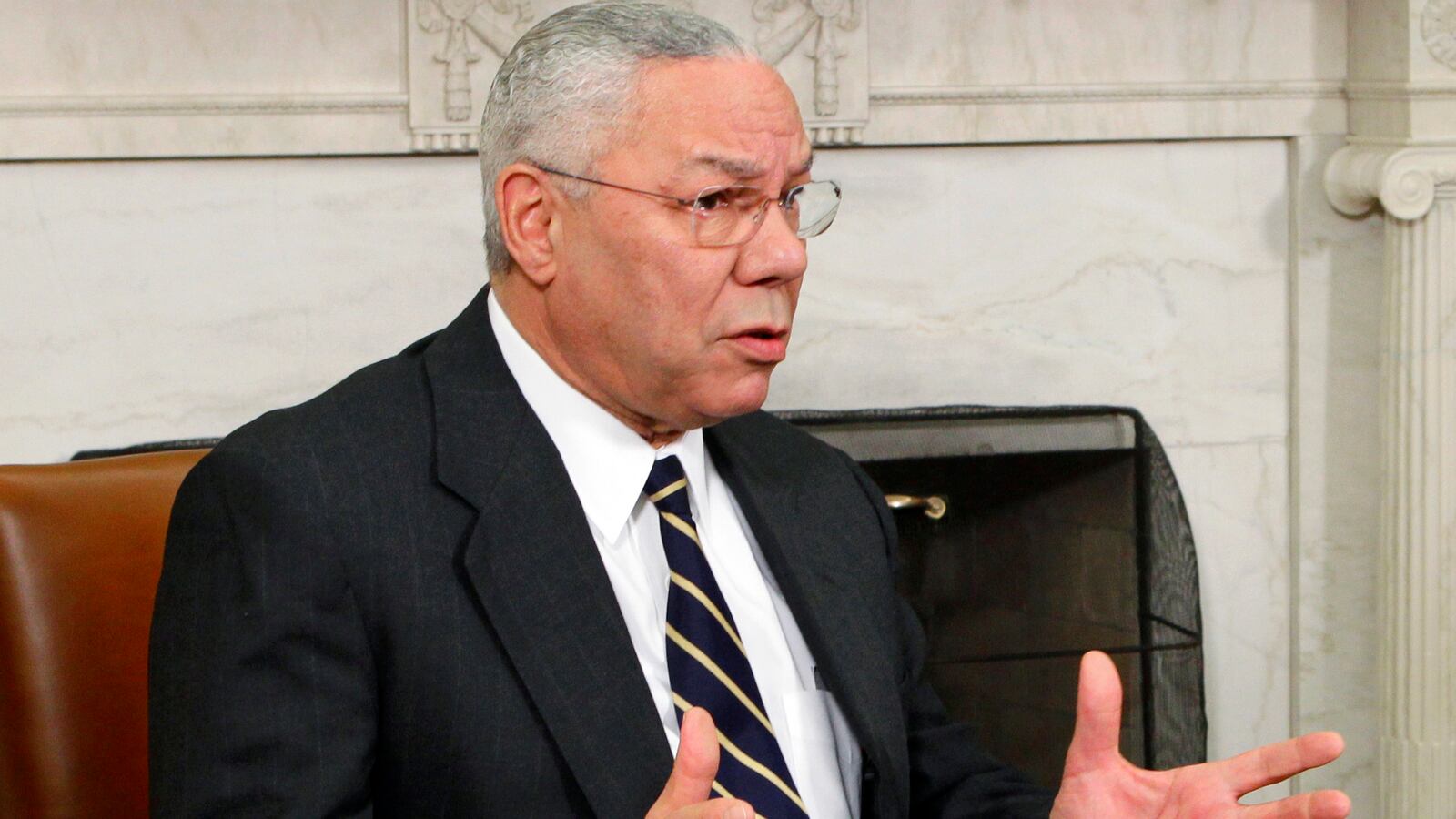 cheats/2013/01/13/colin-powell-endorses-chuck-hagel/130113-colin-powell-hagel-cheat_qhhmsg