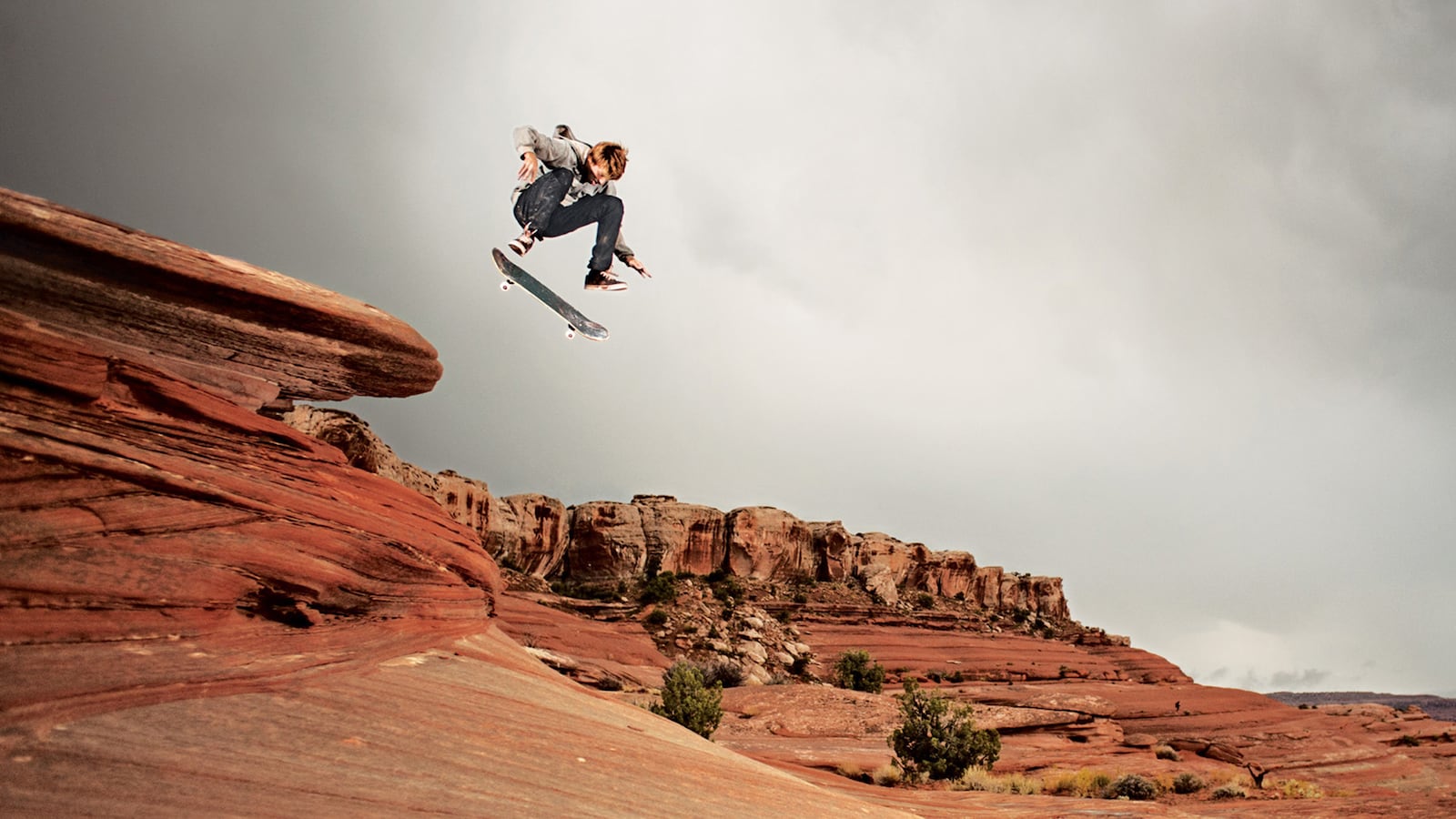 galleries/2015/10/06/skaters-all-over-the-world-photos/151005-skating-gallery-tease_qhpb2i
