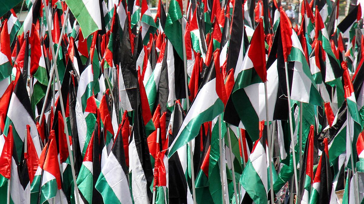 cheats/2012/04/11/un-envoy-syria-will-respect-ceasefire/syria-flags-cheat_erxbjy