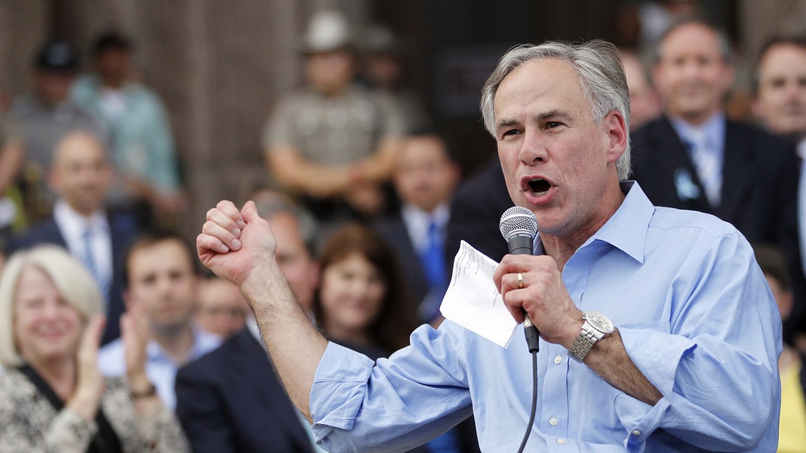 articles/2014/12/01/the-new-texas-governor-s-cynical-immigration-threat/141130-navarrette-greg-abbott-tease_w3zz8a