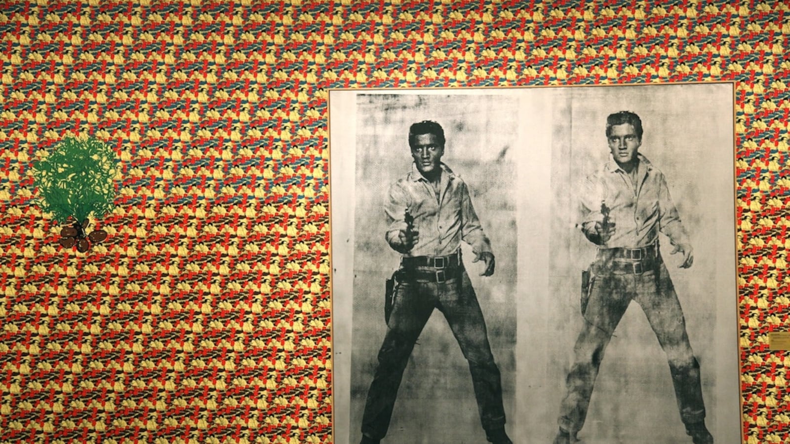 articles/2013/09/06/double-elvis-by-andy-warhol-in-berlin-is-the-daily-pic-by-blake-gopnik/elvis-daily-pic_dvb3qa