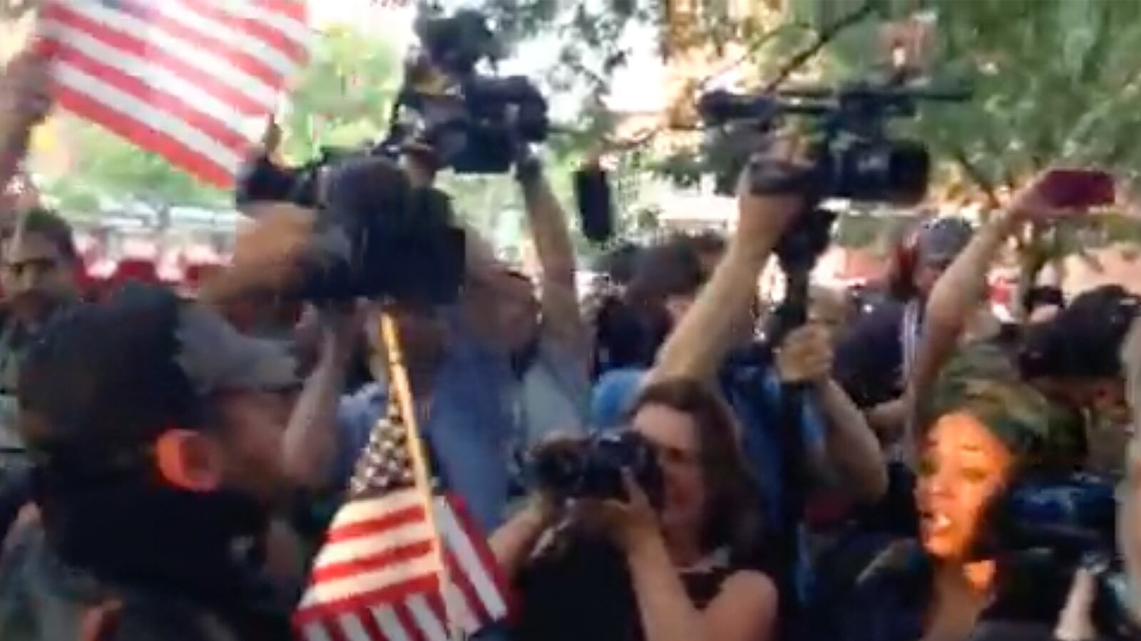 articles/2015/07/01/brooklyn-s-obnoxious-secret-flag-burning-ends-with-a-whimper/150701-briquelet-flag-burning-tease_iosoqb