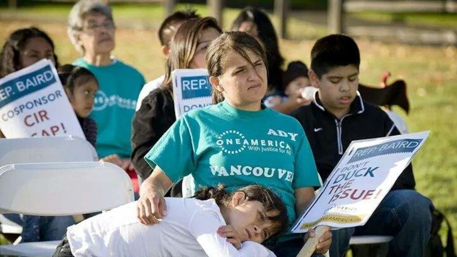 articles/2014/10/23/immigrant-women-facing-domestic-abuse-need-stronger-protections/141023-cazorla-immigrant_q6jg8m