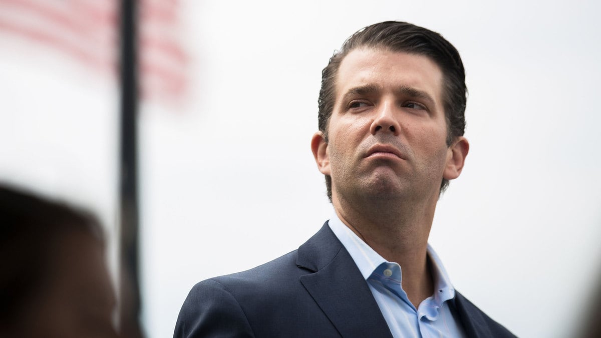 201203-Lachlan-Don-Jr-tease_exbuky