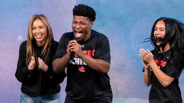 GettyImages-1201113619_vuiwqf_sncfh8