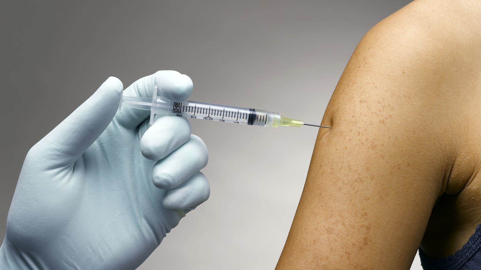 articles/2014/07/14/why-smart-people-are-dumb-patients/140713-kim-vaccine-tease_k81ydi