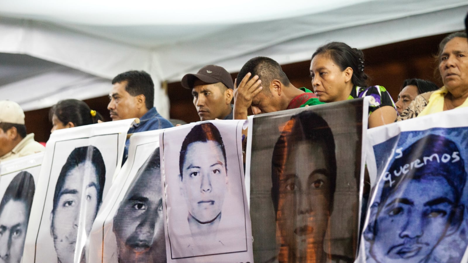 cheats/2014/11/08/gang-confesses-mexican-students-killing/141108-mexican-students-cheat_tvsr0l