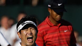 cheats/2009/08/17/ye-yang-beats-tiger-woods/yang-golf_guuvym